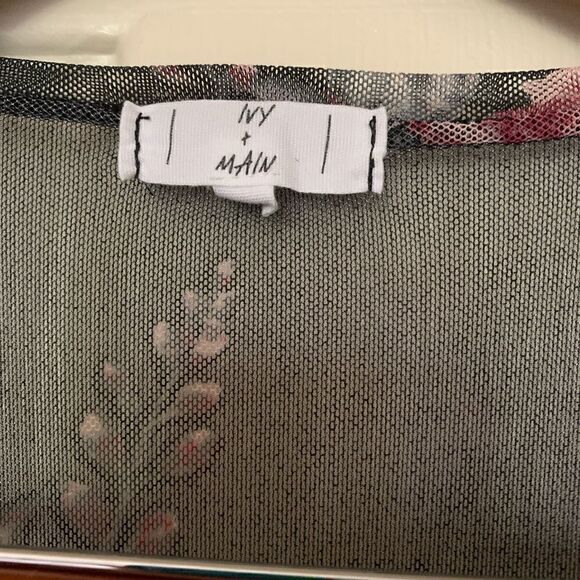 Ivy + Main Sheer Floral Duster - Picture 8 of 10